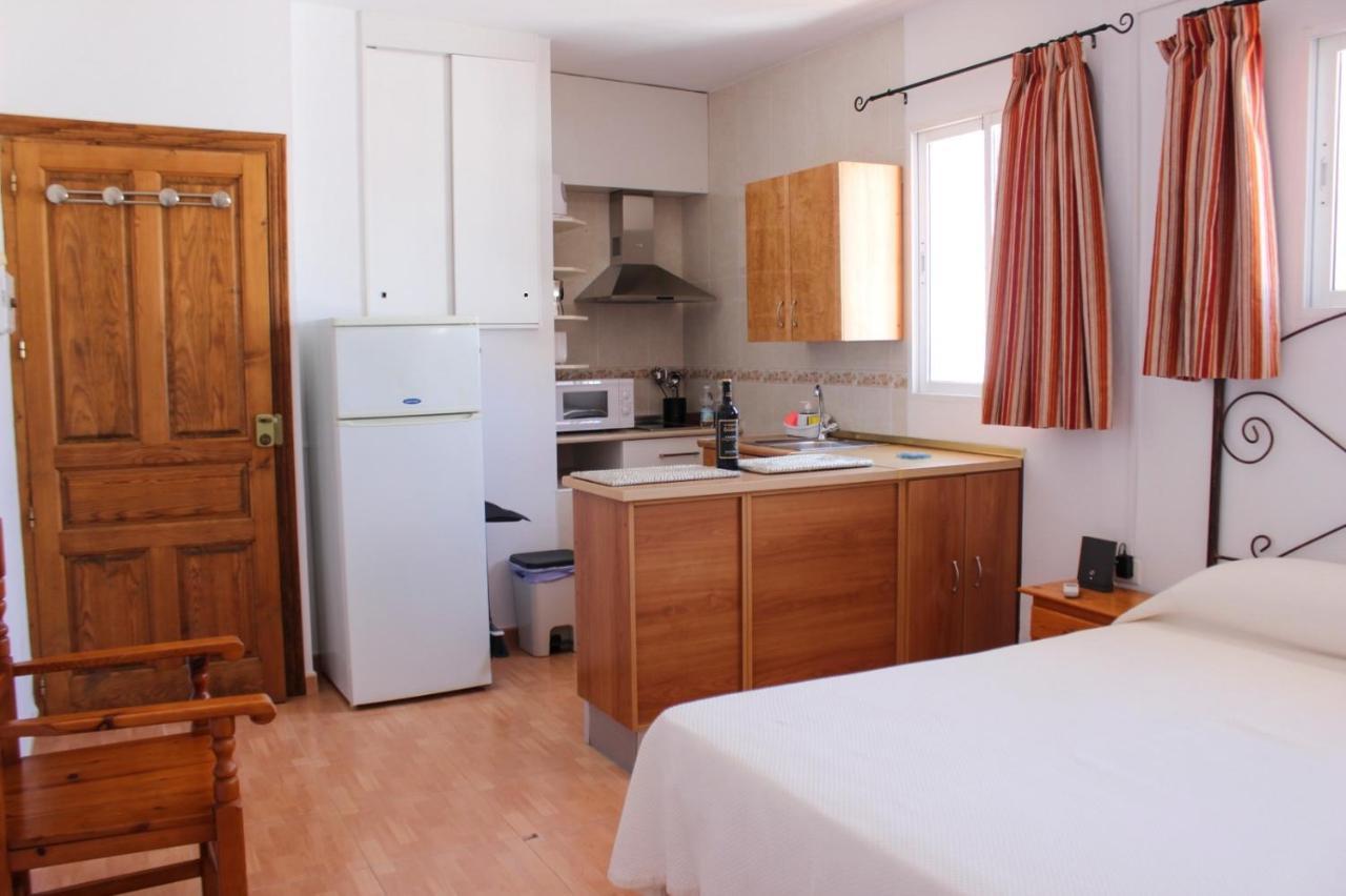 Apartamentos La Mar Chica Benalmádena Exteriör bild