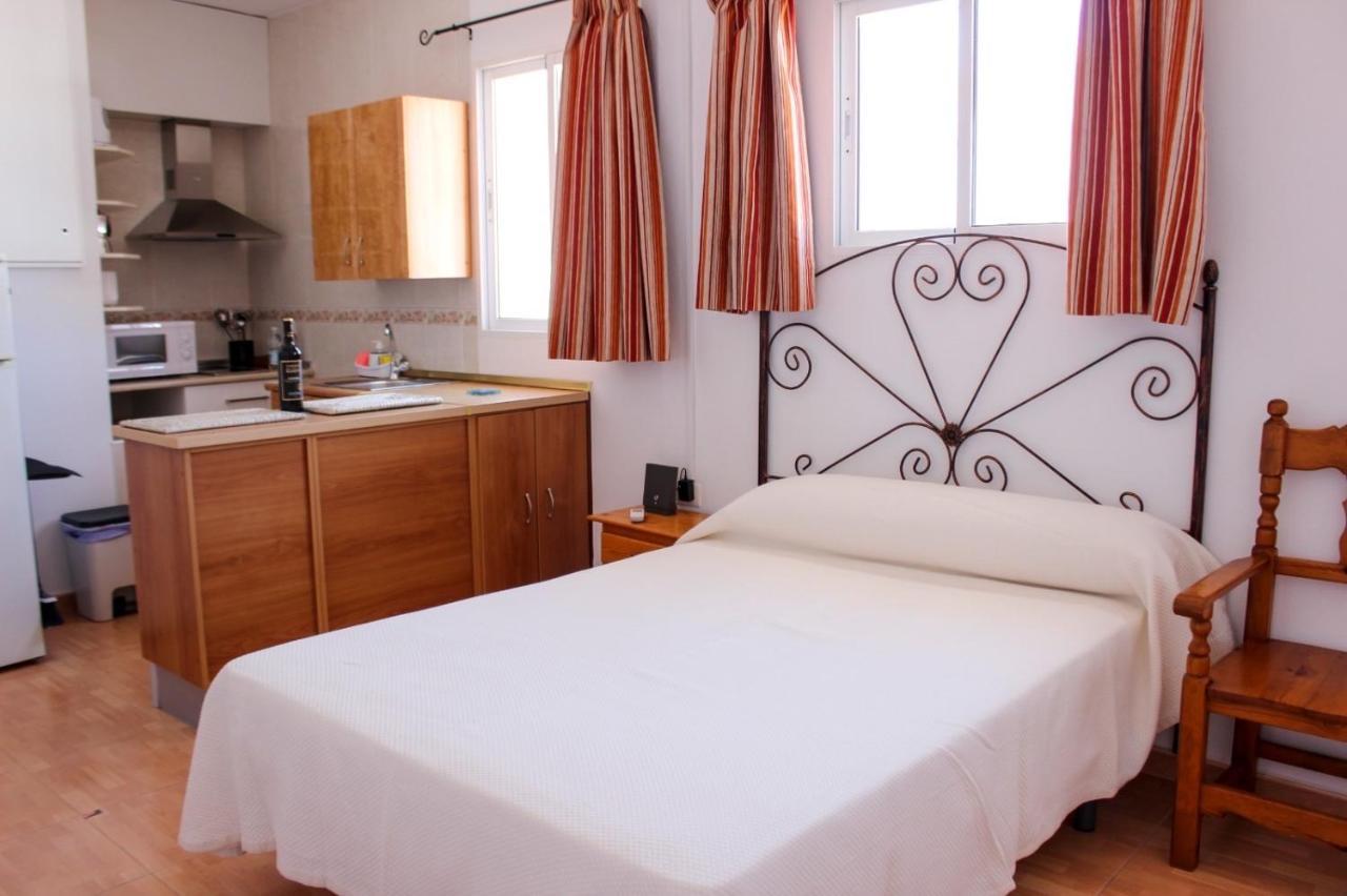 Apartamentos La Mar Chica Benalmádena Exteriör bild